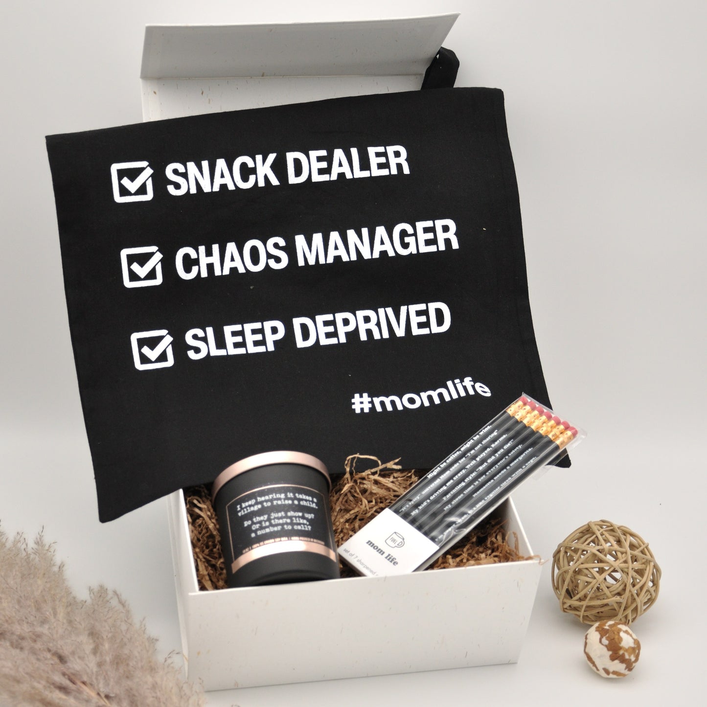 Cool mama box 'Tessa'